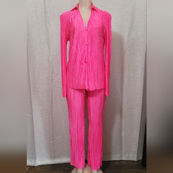 2 pieces set outfit new size S, M, L available strech material ♥️ - Picture 5 of 13